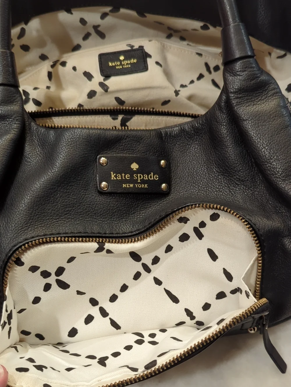 Kate Spade Baxter Street Stevie Bag In Black Leather